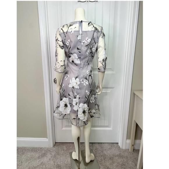 Ting @ Cai light gray floral dress - Picture 3 of 10